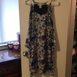 Cold shoulder dress/tunic